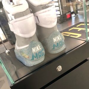 Meet your Posher, Bailey